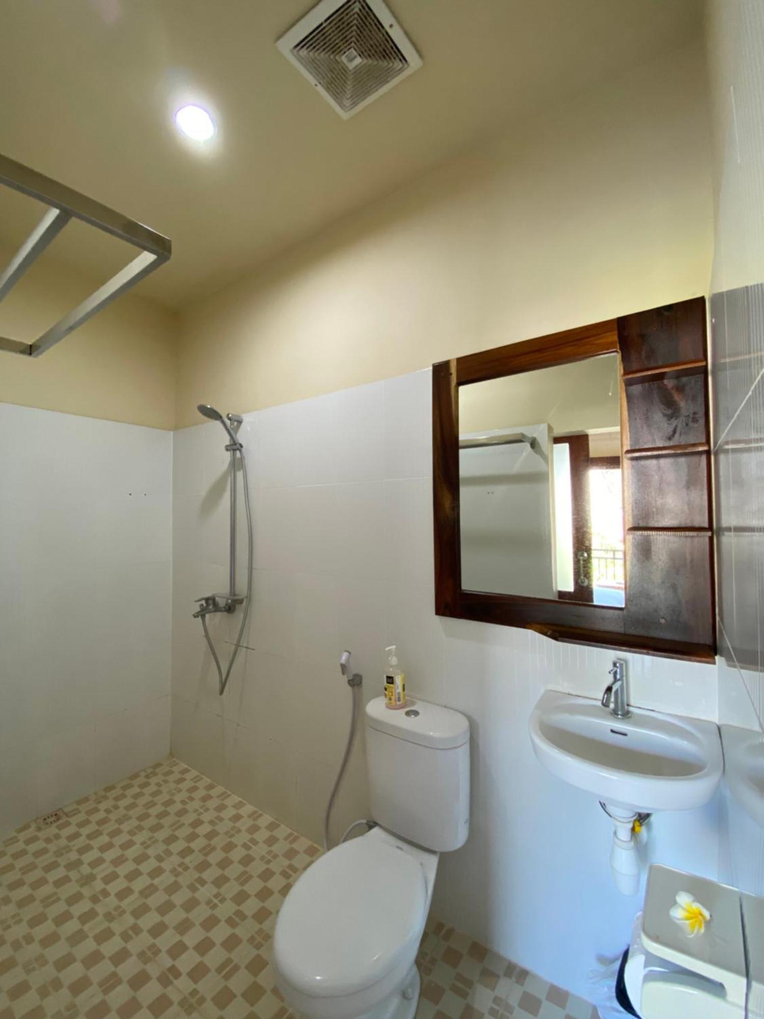 Semilir Inn Senggigi Exterior foto