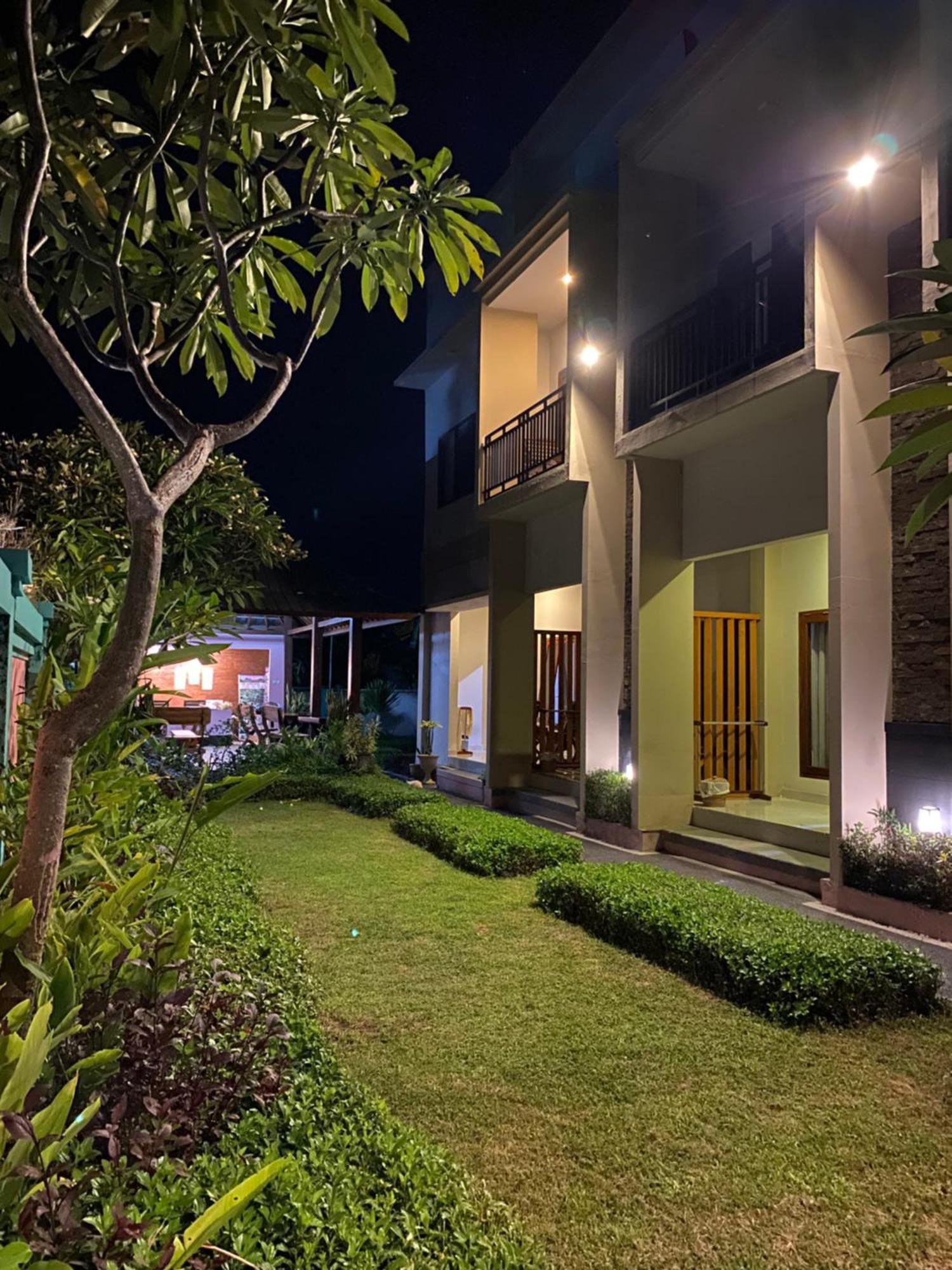 Semilir Inn Senggigi Exterior foto